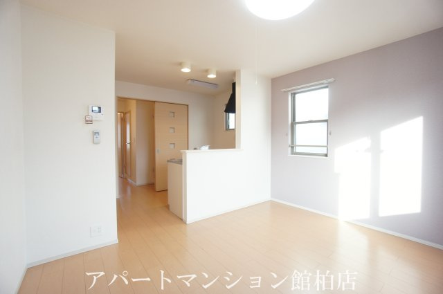 イルミナーレＡの駐車場|駐車場