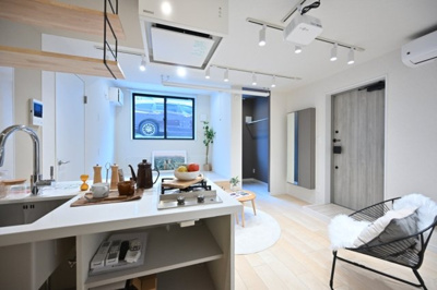 【居間・リビング】 | グランメゾン目黒 | ※家具・小物はイメージです