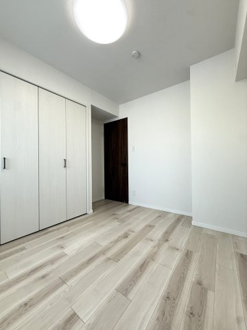 ロピア琴似西の洋室