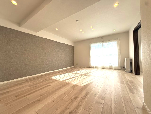 ロピア琴似西の居間・リビング