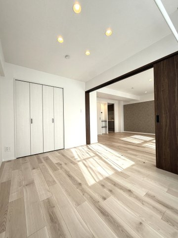 ロピア琴似西の洋室