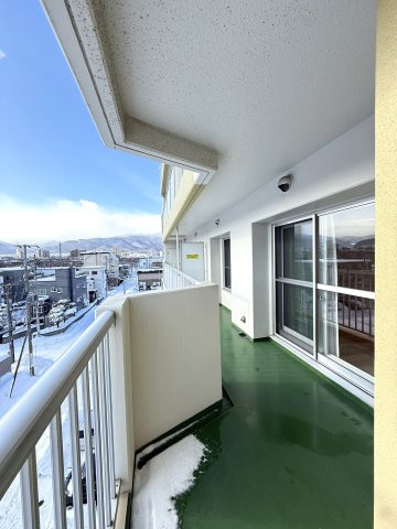 ロピア琴似西のバルコニー