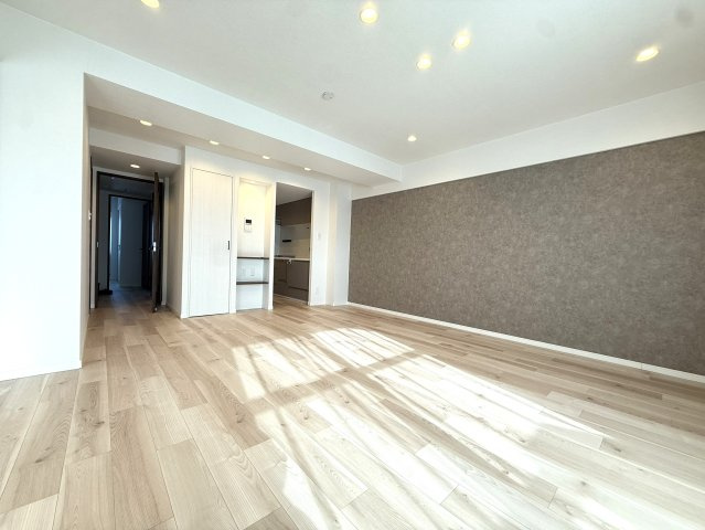 ロピア琴似西の居間・リビング