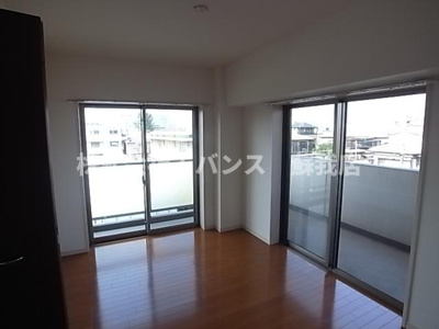  | クイーンズレゾン末広