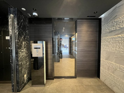 【エントランス】 | エスライズ御堂筋本町