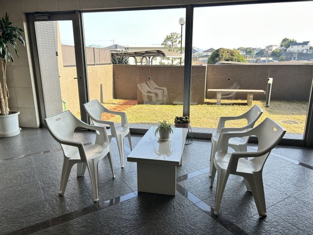 【その他共用部分】 | コアマンション山上倶楽部 | 手入れが行き届いたエントランスホールです！