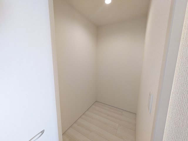 小美玉市小川第1　新築戸建　2号棟の収納