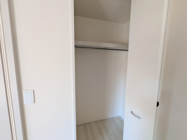 小美玉市小川第1　新築戸建　2号棟の収納