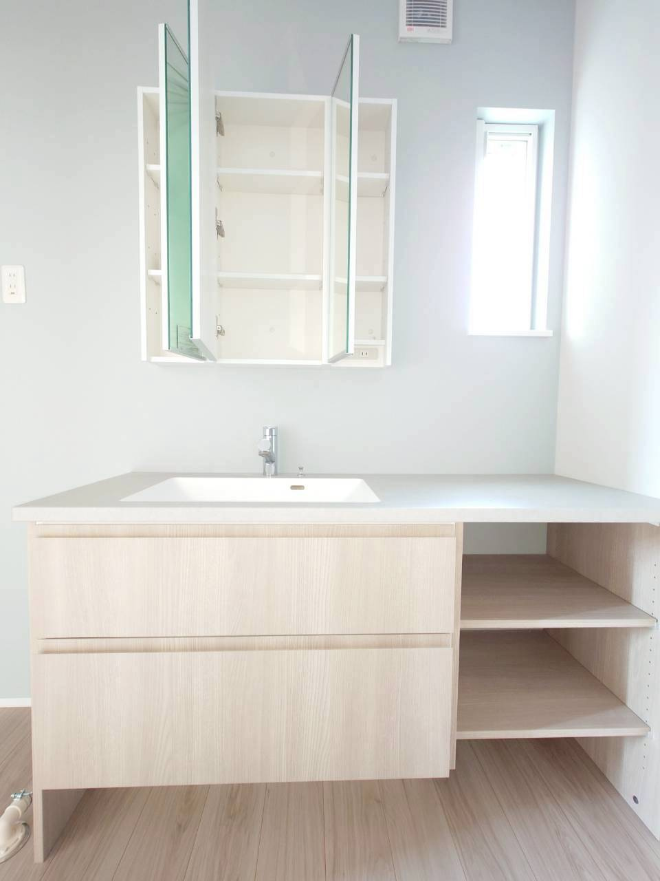 ーノーステックー小倉南区田原新町1丁目ー新築戸建て　　【小倉南区　新築戸建て】の独立洗面台|スッキリと仕上げた洗面化粧台♪【小倉南区　新築戸建て】