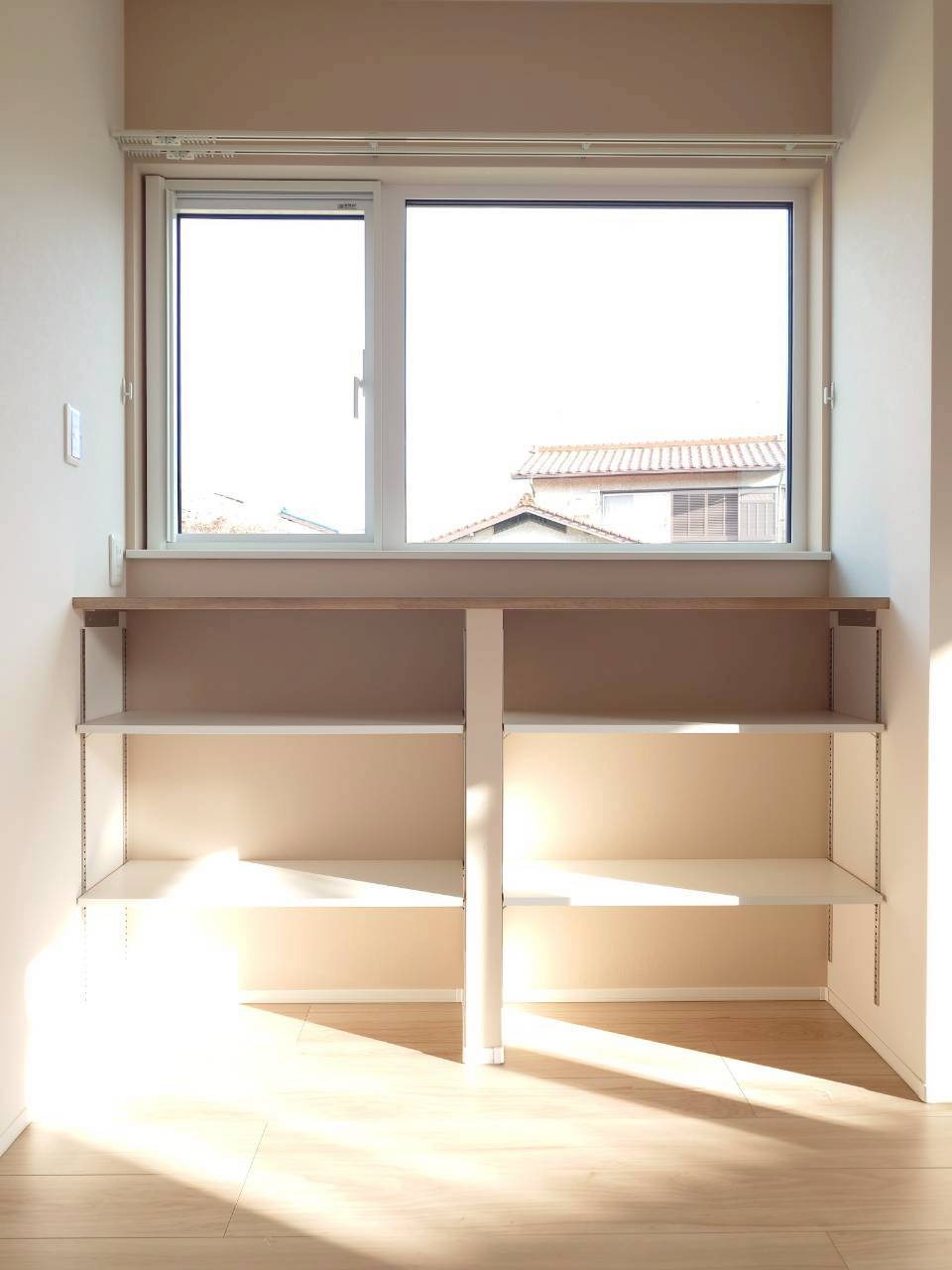 ーノーステックー小倉南区田原新町1丁目ー新築戸建て　　【小倉南区　新築戸建て】の居間・リビング|LDKのインテリアカウンターがお洒落で便利♪　【小倉南区　新築戸建て】