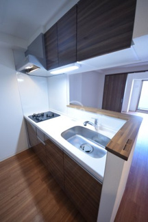 【キッチン】 | フォーリアライズ本町レクス | フォーリアライズ本町レクス　カウンターキッチン