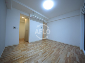 【居間・リビング】 | ミラージュパレス難波東レジデンス | ミラージュパレス難波東レジデンス　開放的な室内