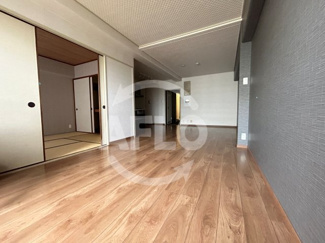 【居間・リビング】 | メロディーハイム法円坂 | メロディーハイム法円坂　リビング