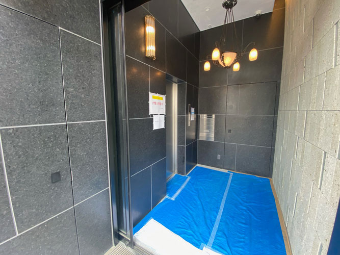 Palazzo Paceのエントランス