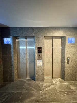 【エントランス】 | プレサンス東三国駅前グランクラス