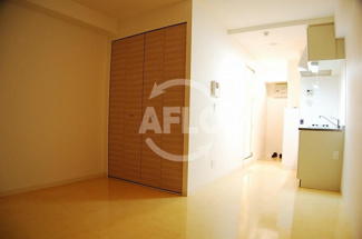 【居間・リビング】 | フレアコート北浜 | フレアコート北浜　ひろびろとしたお部屋