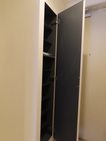 大阪市旭区清水１丁目の賃貸マンションの収納