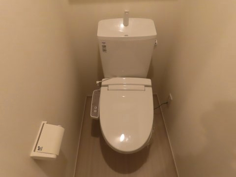 大阪市旭区清水１丁目の賃貸マンションのトイレ