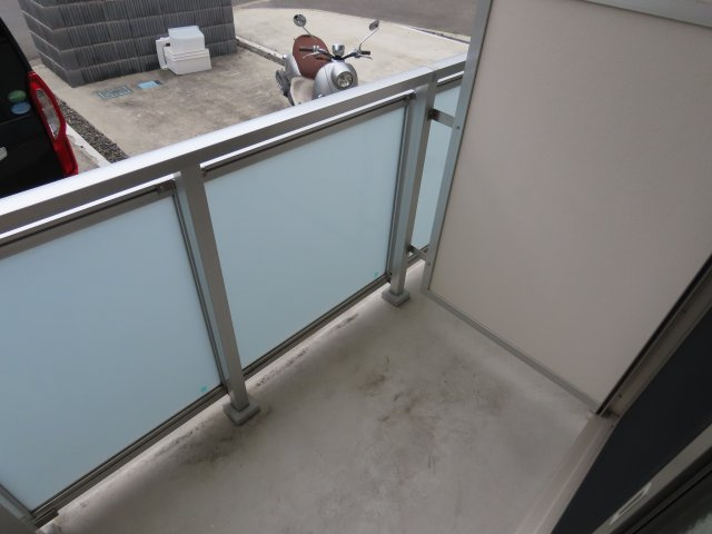 大阪市旭区清水１丁目の賃貸マンションのバルコニー