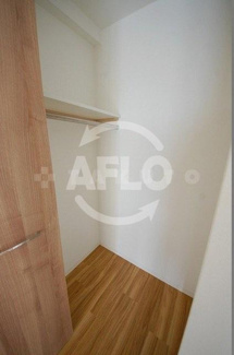 【収納】 | ヴィラ・リヴィエール | ヴィラ・リヴィエール　ウォークインクローゼット