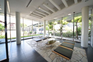 【ロビー】 | メゾン・ド・ヴィレ大阪城公園前 | メゾン・ド・ヴィレ大阪城公園前　ロビーホール