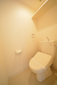 【トイレ】 | メゾン・ド・ヴィレ大阪城公園前 | メゾン・ド・ヴィレ大阪城公園前　トイレ