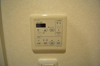 【設備】 | プライムアーバン堺筋本町 | プライムアーバン堺筋本町　浴室換気乾燥暖房機