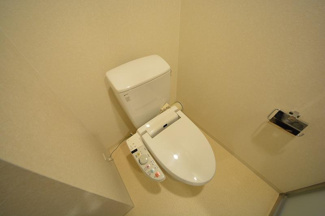 【トイレ】 | プライムアーバン堺筋本町 | プライムアーバン堺筋本町　温水洗浄便座