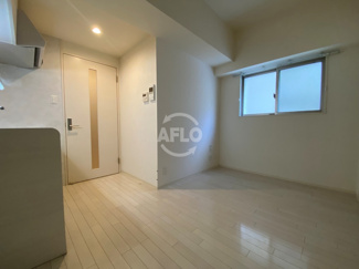 【居間・リビング】 | リンデンプラザ心斎橋 | リンデンプラザ心斎橋　リビング・ダイニングスペース