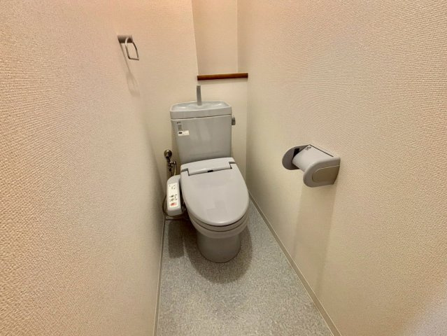 神和町弐番館のトイレ