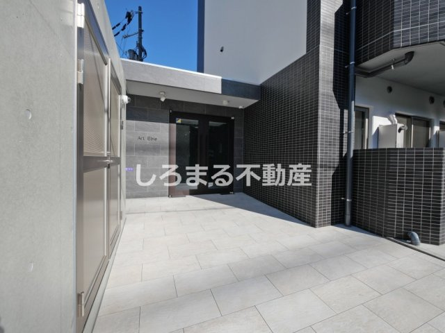 Art　Ebieのエントランス