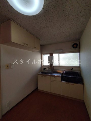 【キッチン】 | ドミール曙　B