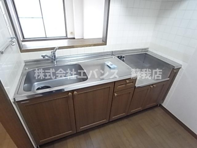 【キッチン】 | ヒロ末広 | キッチンでお料理をお楽しみください