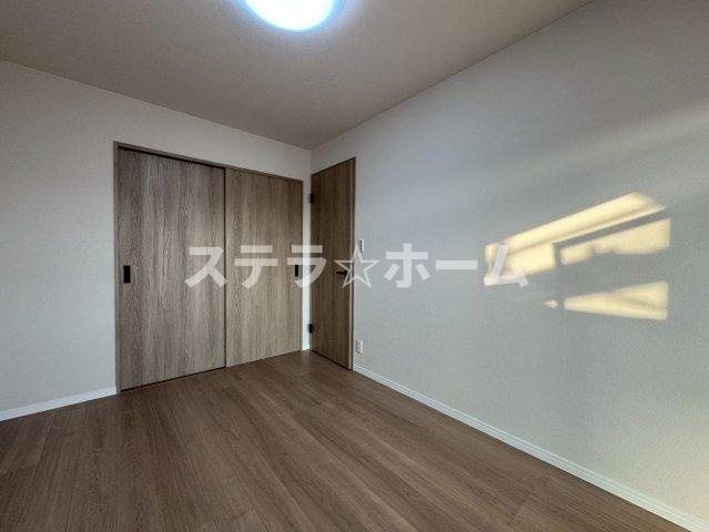 シャルム茨木の洋室|使い勝手のいい洋室です