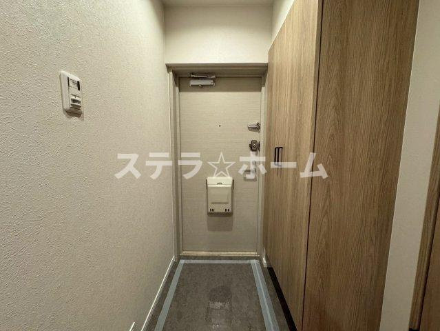 シャルム茨木の玄関|明るい玄関です