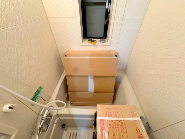 上新庄戸建の浴室