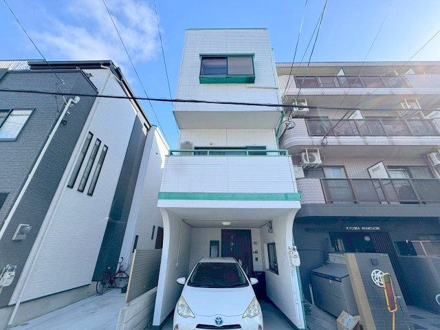 上新庄戸建の外観