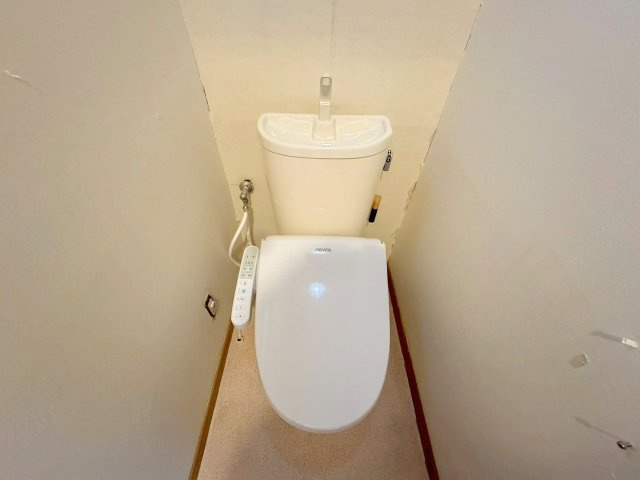 上新庄戸建のトイレ