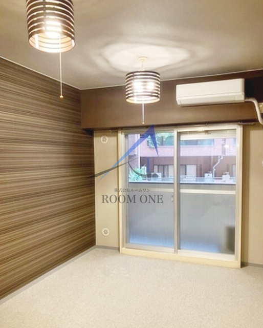 西新宿ダイヤモンドパレスの居間・リビング|洋室のお部屋です。