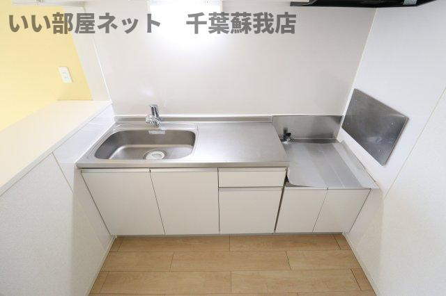 ヴァンヴェールのキッチン|コンパクトなキッチンで掃除もラクラク