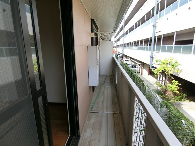 【バルコニー】 | メゾンエルアンドケイ