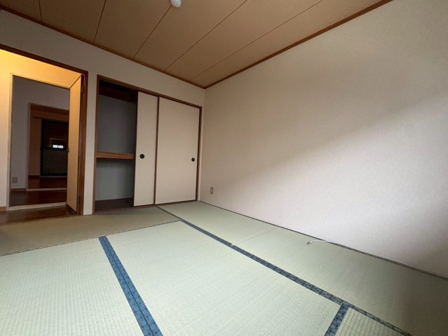 【寝室】 | メゾンエルアンドケイ