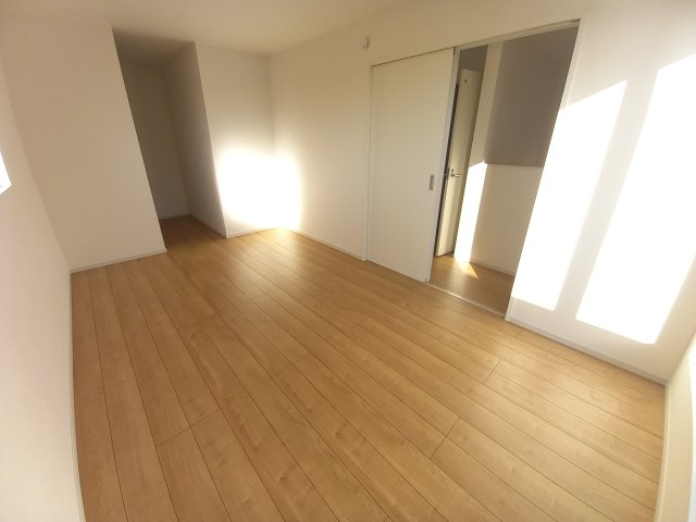 水戸市平須町　1期の洋室|洋室です。お子様の成長にも対応でき窓の位置が高いので子供部屋に適しています。マイホームだからこその喜び。