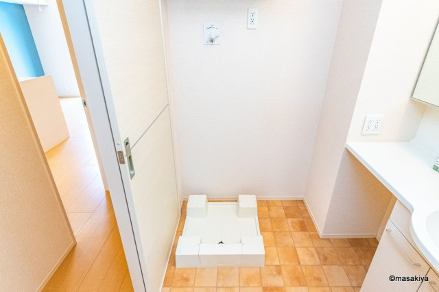 ペルソワール高田の洗面所