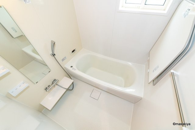 ペルソワール高田の浴室