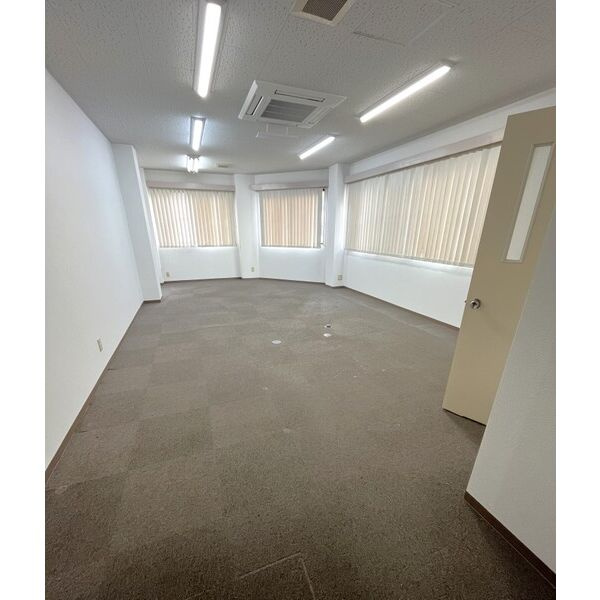 ＷＦ　ＫＡＮＡＹＭＡ　（ワールドフラッグ金山）のロビー