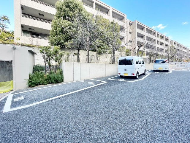 レジデンス芦屋くすのきのその他共用部分|来客用駐車場