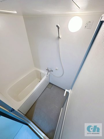 パークサイドハウスK 201号室の浴室