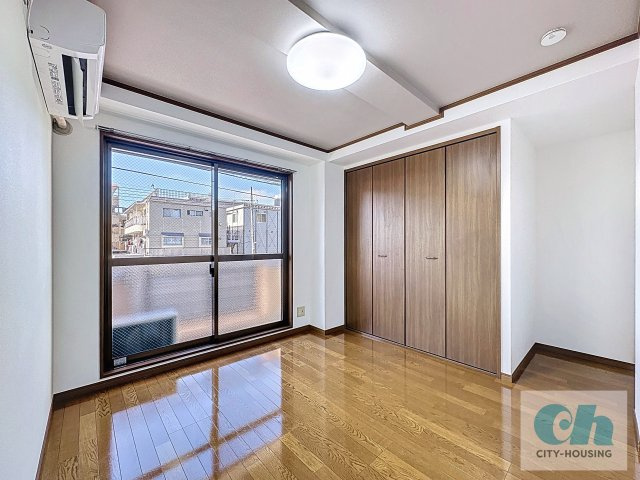 パークサイドハウスK 201号室の洋室