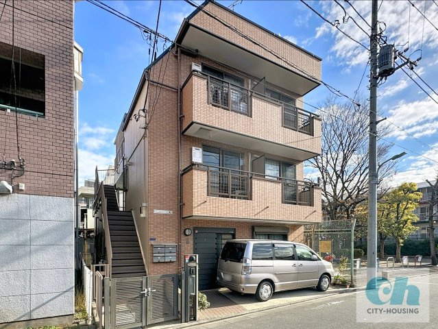 パークサイドハウスK 201号室の外観